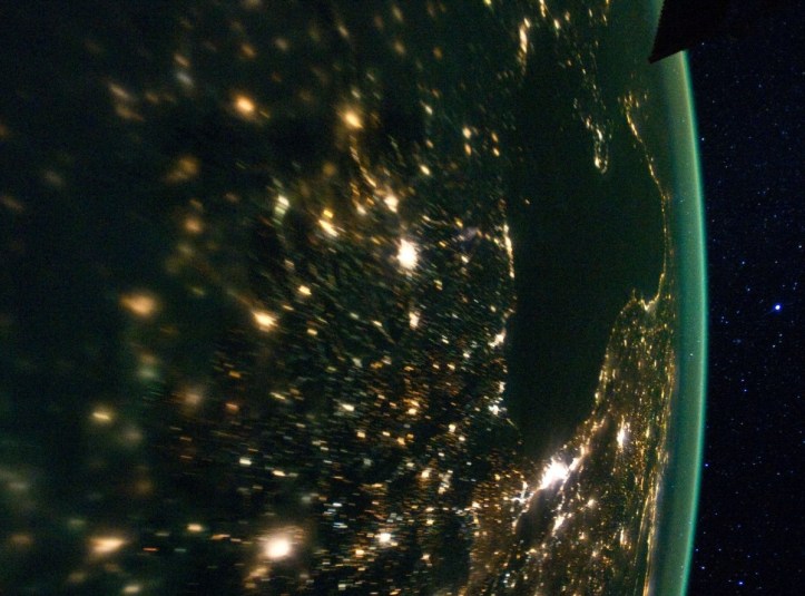 Jumătate de țară noaptea din spațiu. Foto: Foto: Image Science & Analysis Laboratory, NASA Johnson Space Center