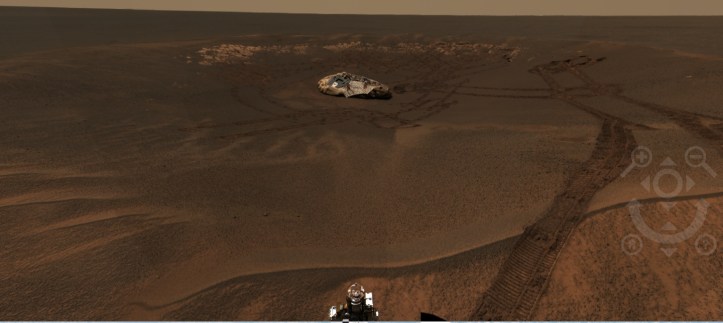 Mini-craterul în care am asolizat și platforma de pe care am plecat. Foto: NASA/JPL