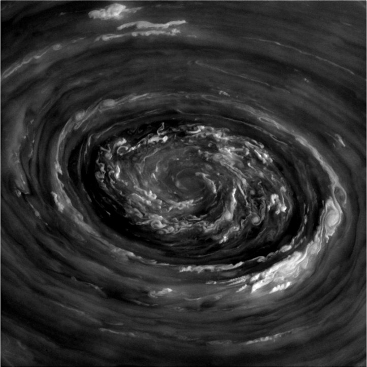 Saturn: harababură atmosferică la polul nord. Imagine luată pe 27 noiembrie de către sonda Cassini. Foto: NASA/JPL/Space Science Institute