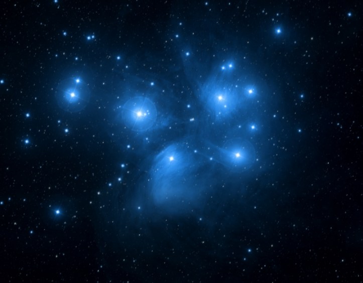 Câteva stele de pe cer: roiul deschis Pleiadele. Foto: SDSS