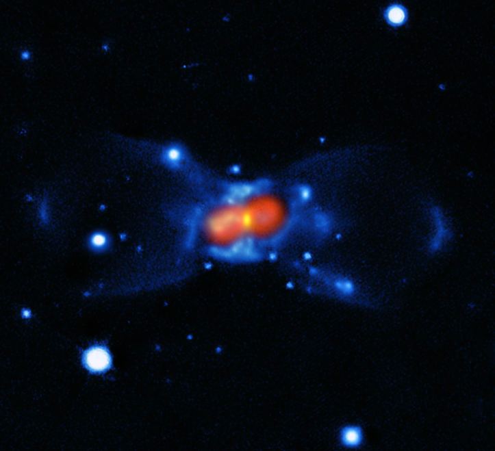Steaua CK Vulpeculae, un rest de novă roșie. Foto: ESO / T. Kamiński.